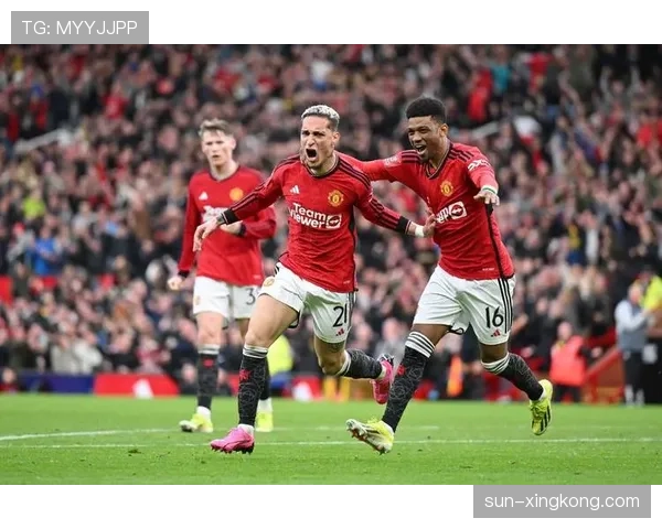 克洛普如何通过调整高位逼抢提升防线压制力，助利物浦连克强敌？