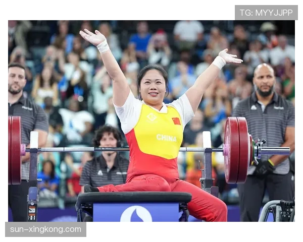 孙一文赛后拎着泡面回家，门口赫然一辆超跑，笑死我了